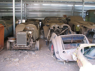 Illustration for article titled California Barn Find: 50 Vintage Cars, All Up For Sale!